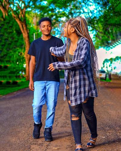 Almasi-Media-Outdoor-Couple-Photography